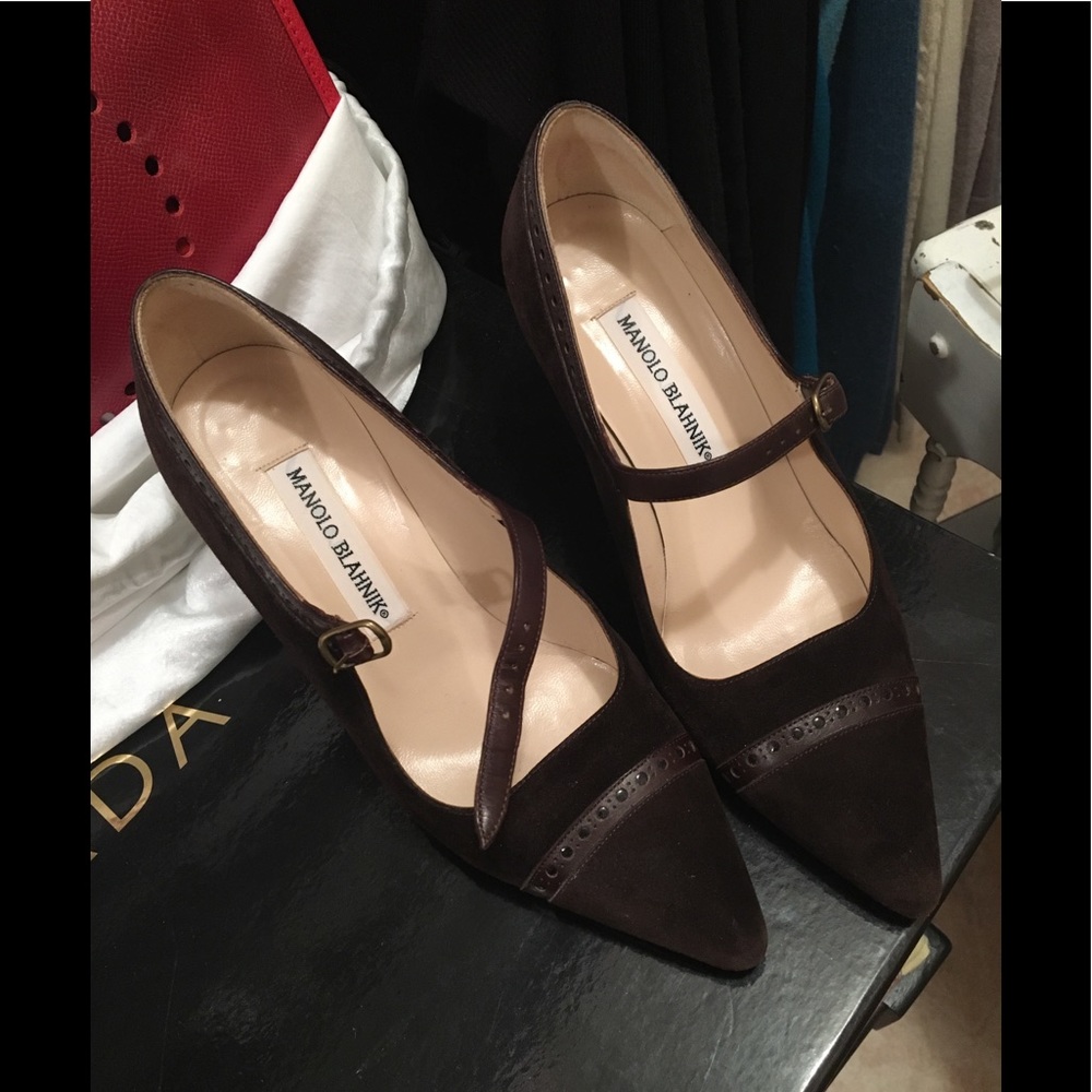 Manolo Blahnik pumps, gorgeous shoes